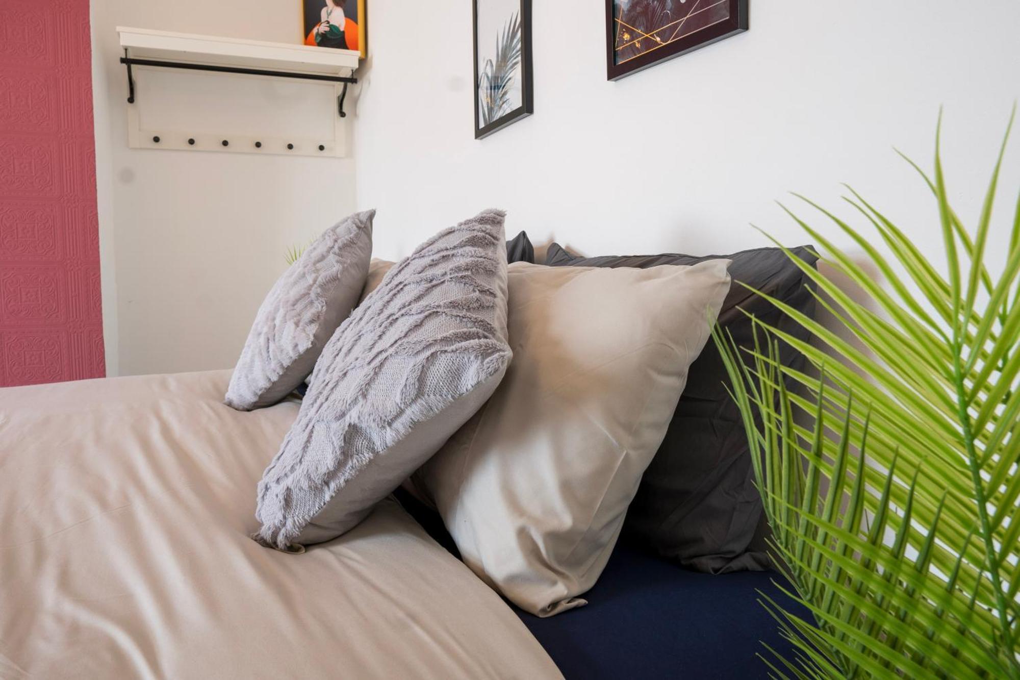 5C- Stylish Urban Retreat - Spacious 2 Bed Flat London Exterior photo