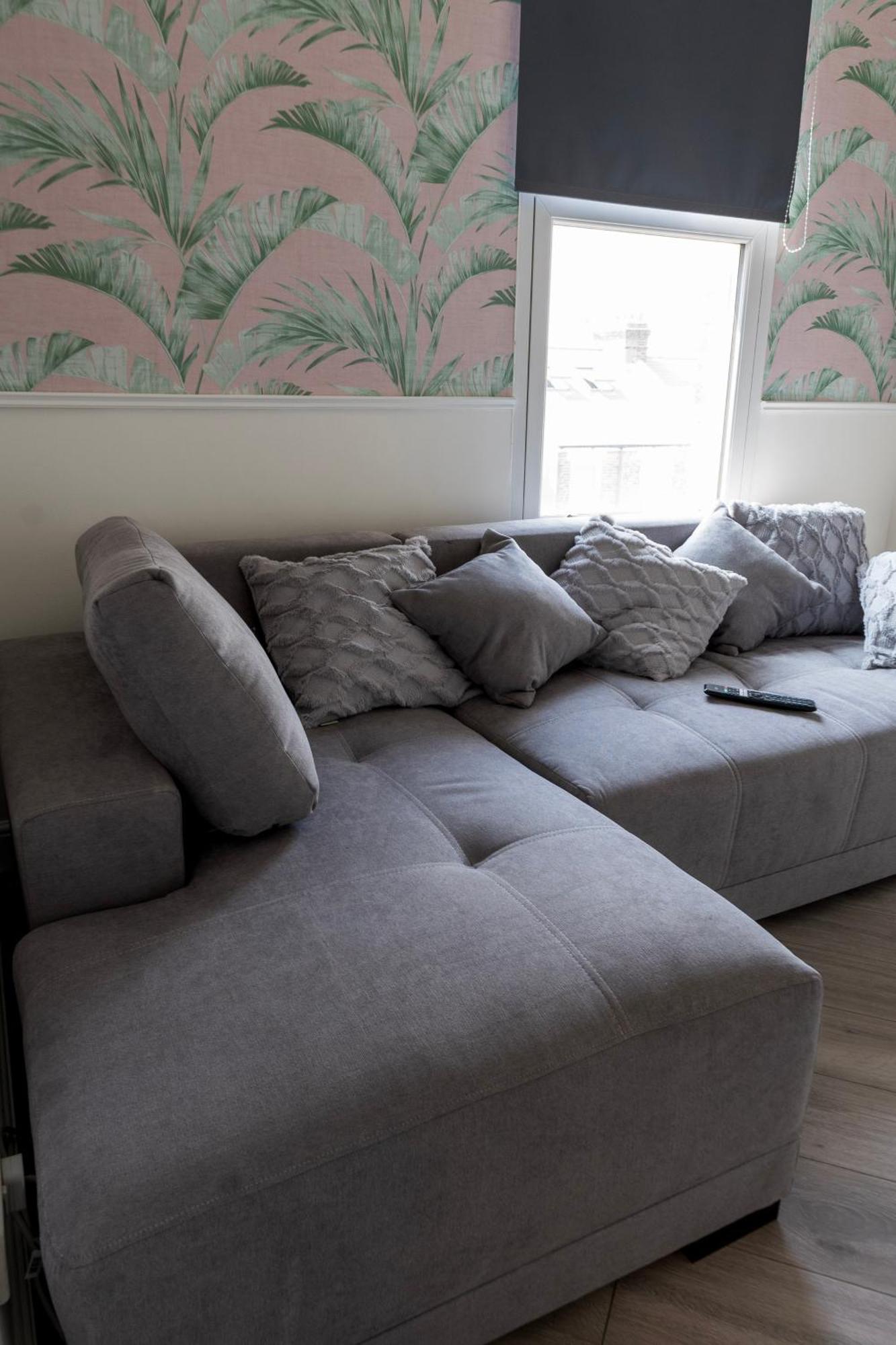 5C- Stylish Urban Retreat - Spacious 2 Bed Flat London Exterior photo