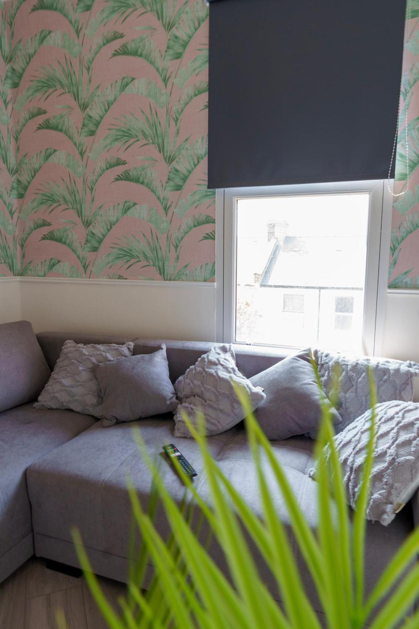 5C- Stylish Urban Retreat - Spacious 2 Bed Flat London Exterior photo