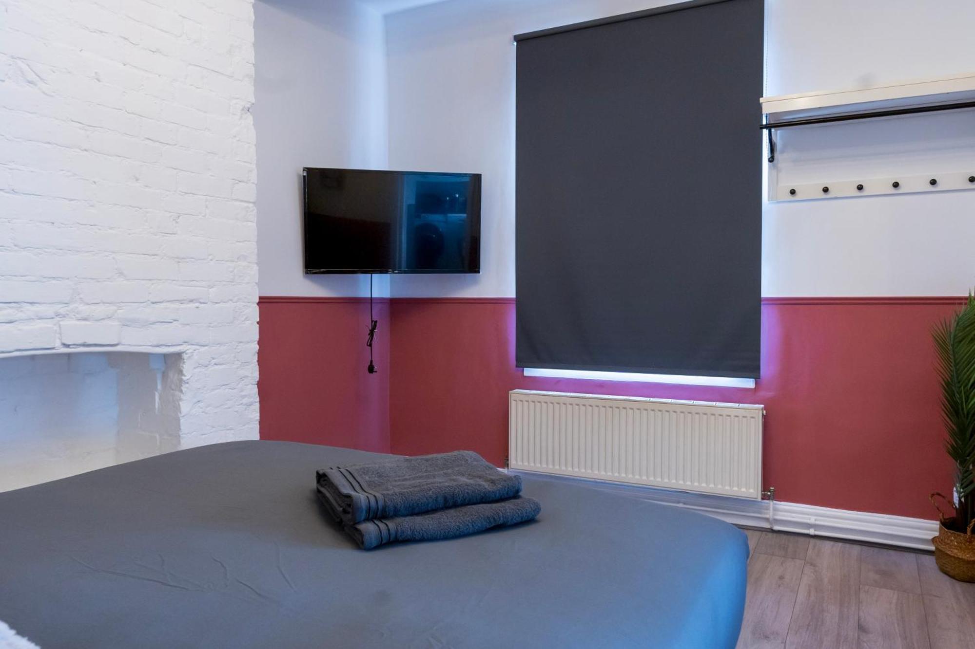 5C- Stylish Urban Retreat - Spacious 2 Bed Flat London Exterior photo