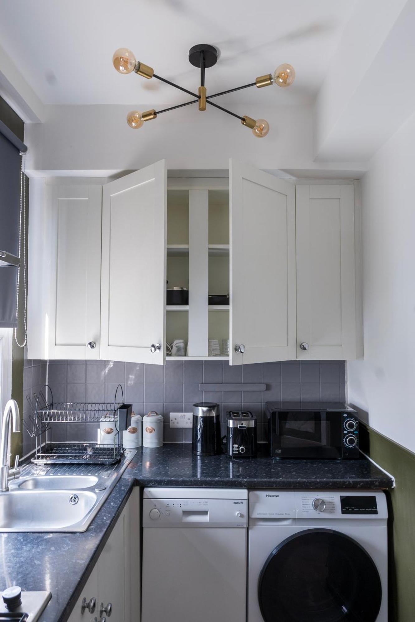 5C- Stylish Urban Retreat - Spacious 2 Bed Flat London Exterior photo
