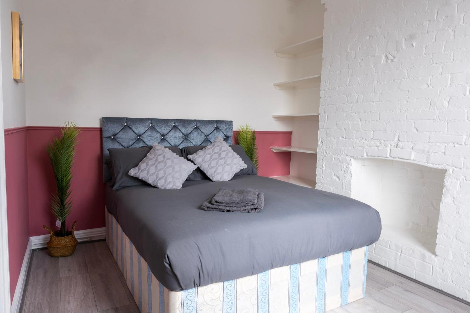 5C- Stylish Urban Retreat - Spacious 2 Bed Flat London Exterior photo